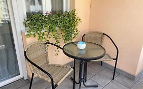 Katy Boulevard Apartman